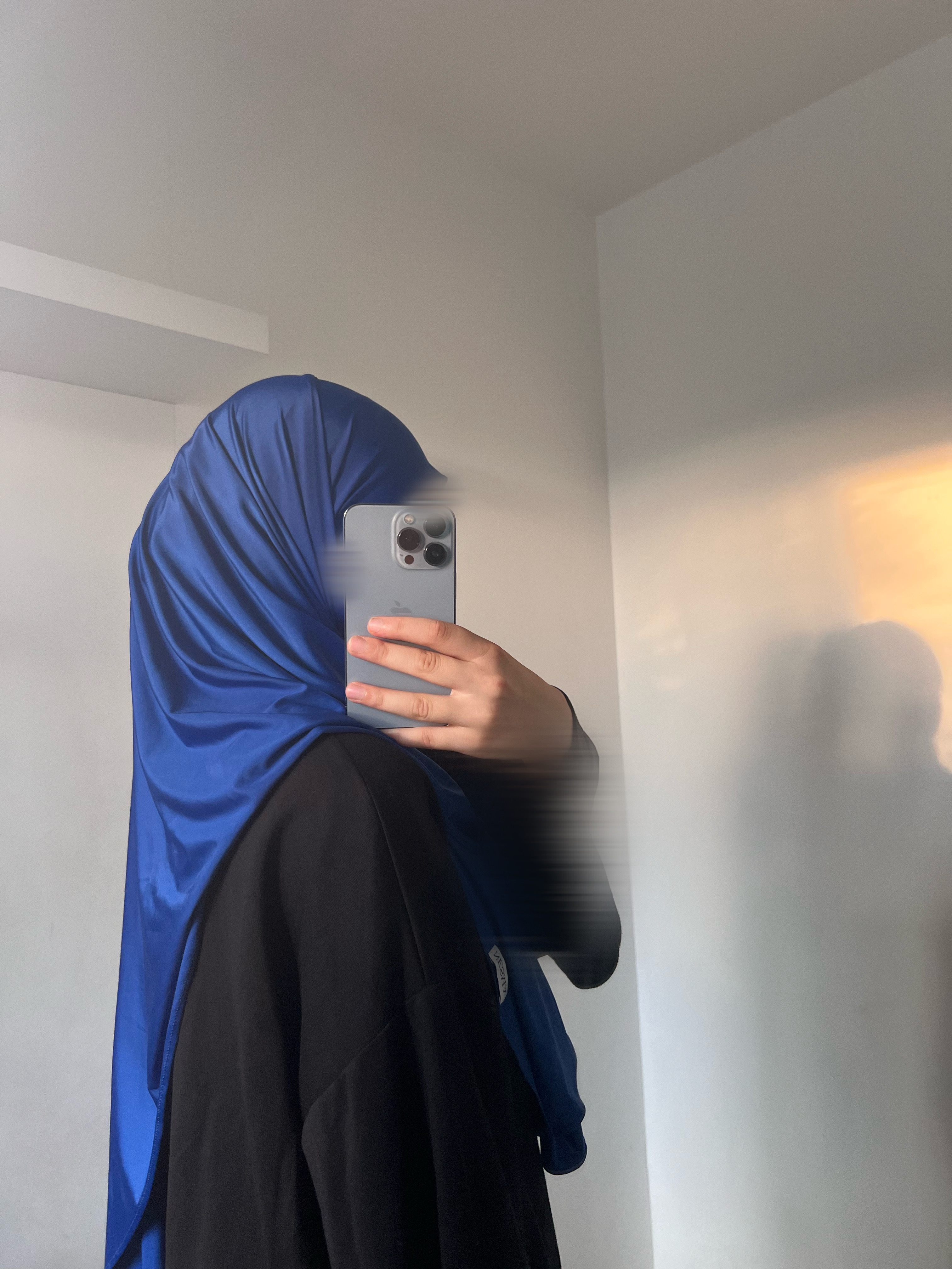 Voile Bleu cobalt en jersey liquide